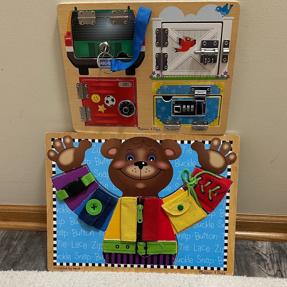 Melissa & Doug Colorful Latches & Buckles Bear Board